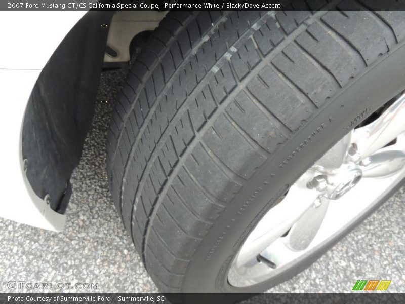 Performance White / Black/Dove Accent 2007 Ford Mustang GT/CS California Special Coupe