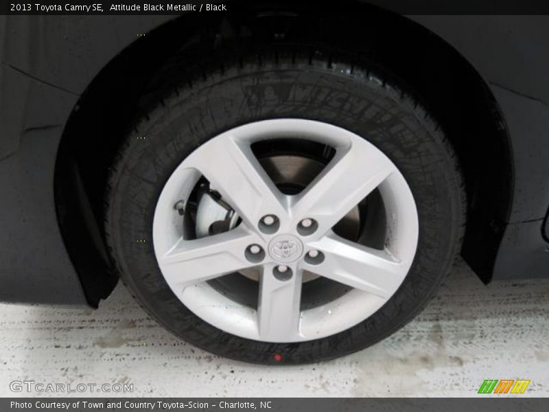 Attitude Black Metallic / Black 2013 Toyota Camry SE