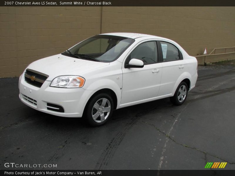 Summit White / Charcoal Black 2007 Chevrolet Aveo LS Sedan