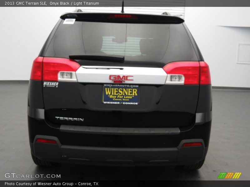 Onyx Black / Light Titanium 2013 GMC Terrain SLE