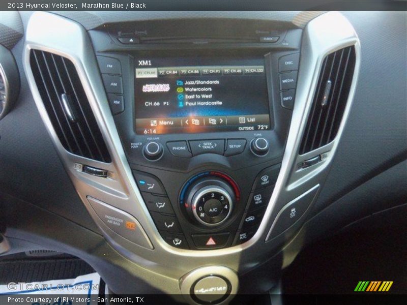 Marathon Blue / Black 2013 Hyundai Veloster