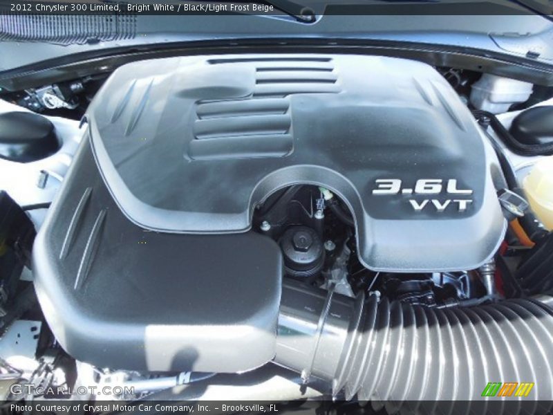 Bright White / Black/Light Frost Beige 2012 Chrysler 300 Limited