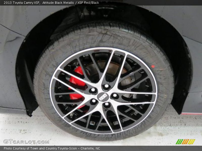 Attitude Black Metallic / XSP Red/Black 2013 Toyota Camry XSP