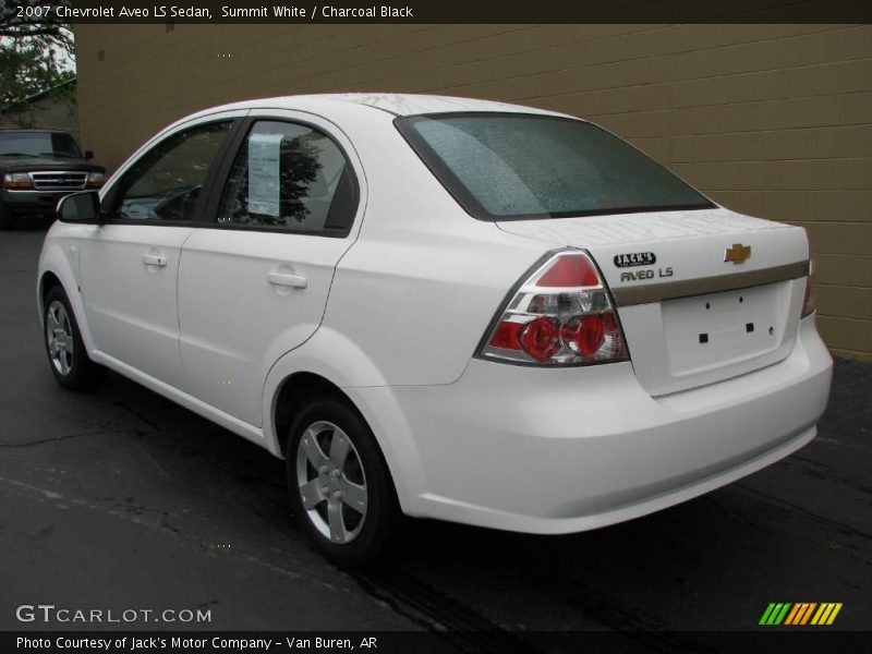 Summit White / Charcoal Black 2007 Chevrolet Aveo LS Sedan