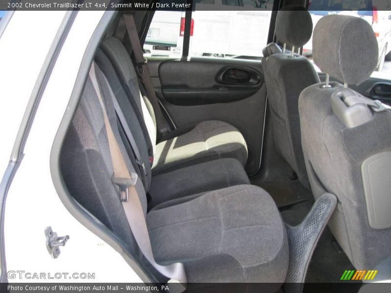 Summit White / Dark Pewter 2002 Chevrolet TrailBlazer LT 4x4