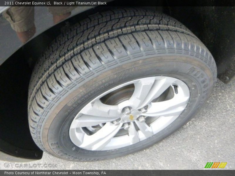 Black / Light Titanium/Jet Black 2011 Chevrolet Equinox LS
