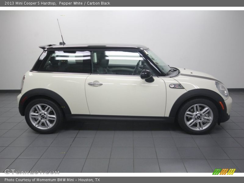 Pepper White / Carbon Black 2013 Mini Cooper S Hardtop
