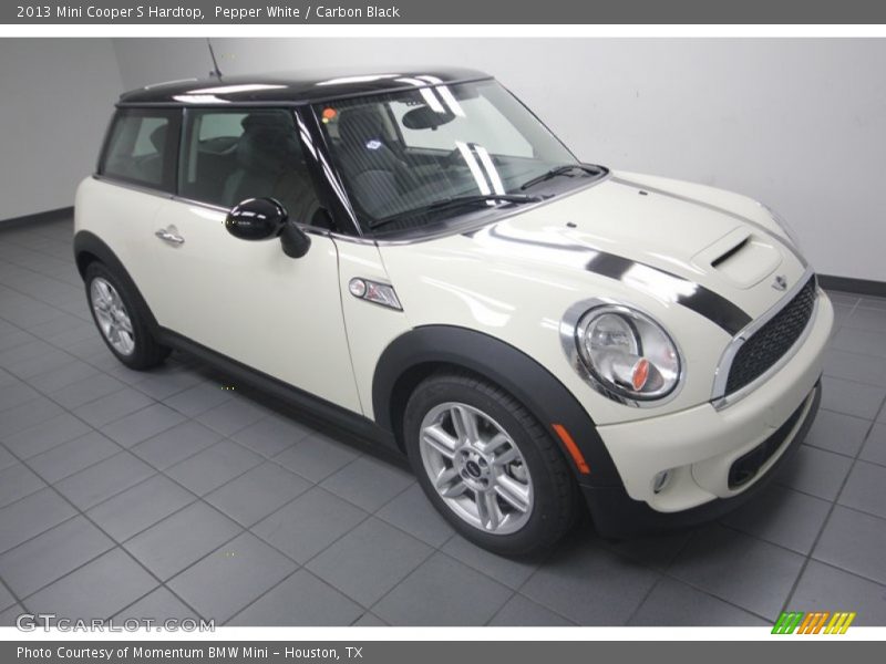 Pepper White / Carbon Black 2013 Mini Cooper S Hardtop