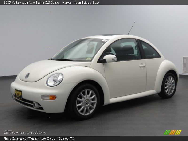 Harvest Moon Beige / Black 2005 Volkswagen New Beetle GLS Coupe