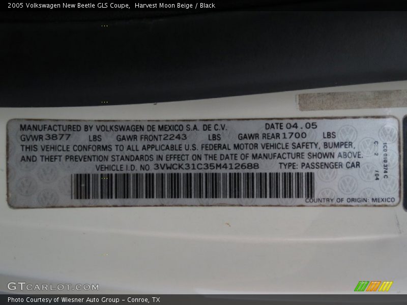 Harvest Moon Beige / Black 2005 Volkswagen New Beetle GLS Coupe