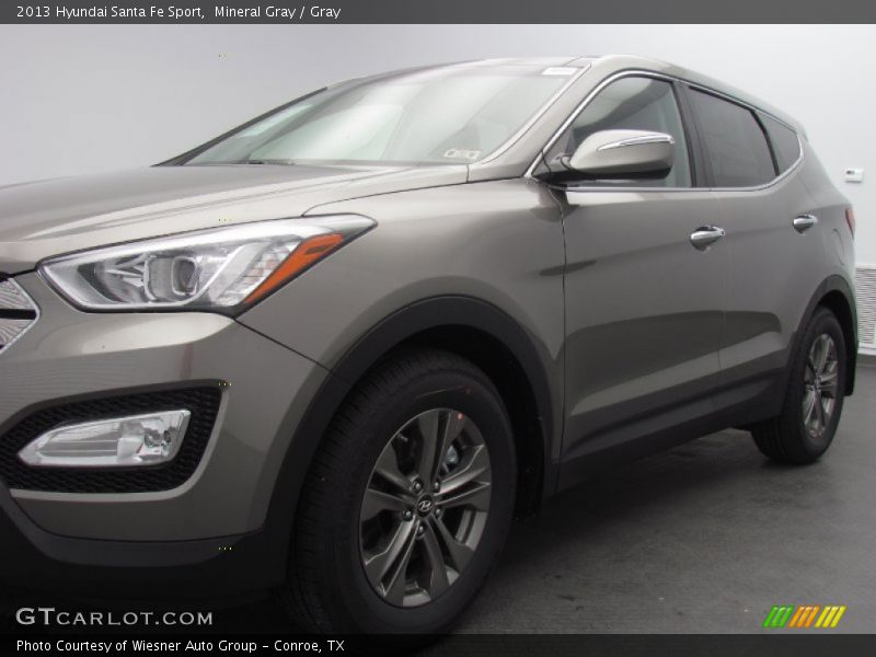 Mineral Gray / Gray 2013 Hyundai Santa Fe Sport