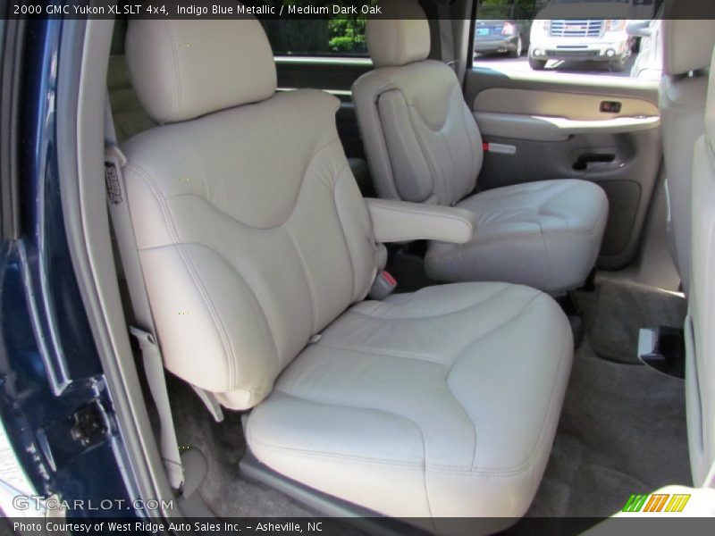 Rear Seat of 2000 Yukon XL SLT 4x4