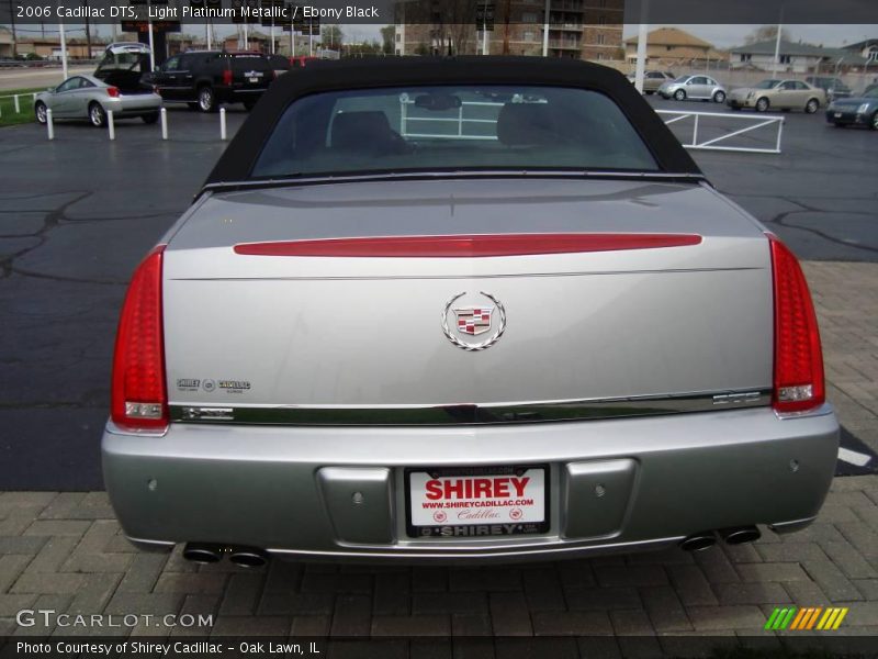 Light Platinum Metallic / Ebony Black 2006 Cadillac DTS