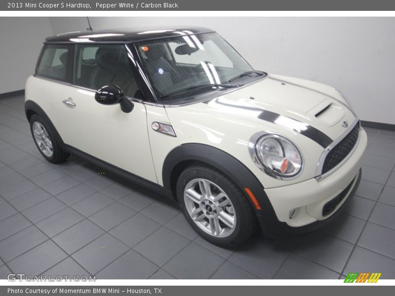 Pepper White / Carbon Black 2013 Mini Cooper S Hardtop
