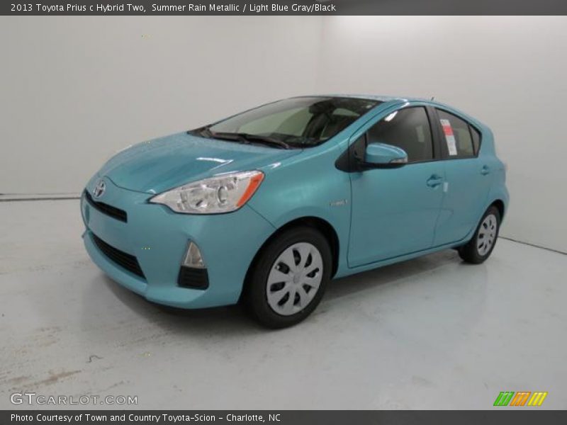 Front 3/4 View of 2013 Prius c Hybrid Two