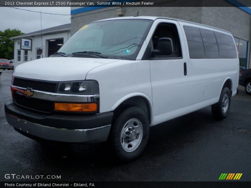 Summit White / Medium Pewter 2013 Chevrolet Express LT 2500 Passenger Van