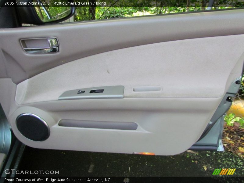 Mystic Emerald Green / Blond 2005 Nissan Altima 2.5 S