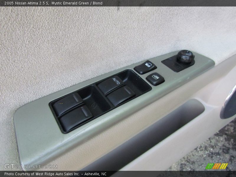 Mystic Emerald Green / Blond 2005 Nissan Altima 2.5 S