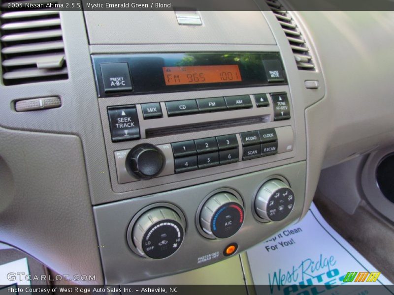Mystic Emerald Green / Blond 2005 Nissan Altima 2.5 S