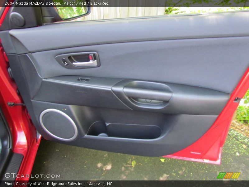 Velocity Red / Black/Red 2004 Mazda MAZDA3 s Sedan