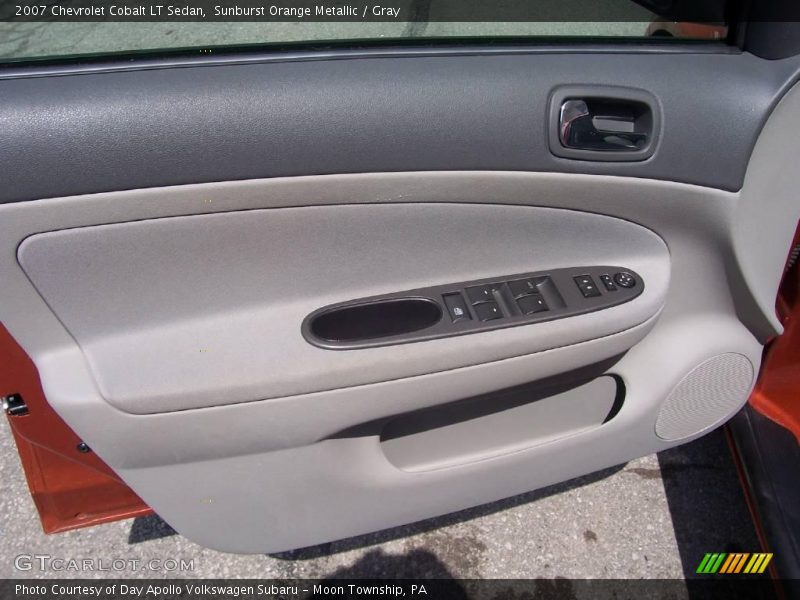 Sunburst Orange Metallic / Gray 2007 Chevrolet Cobalt LT Sedan
