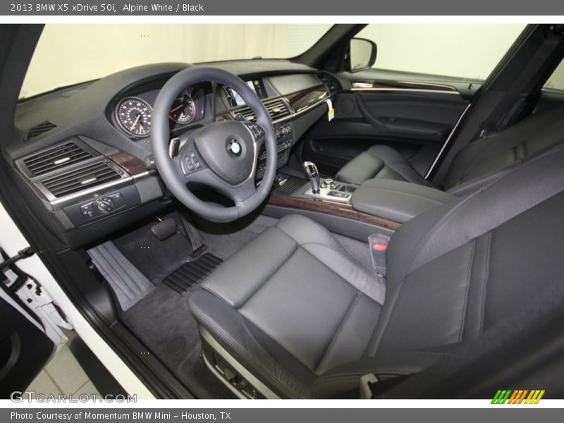 Alpine White / Black 2013 BMW X5 xDrive 50i