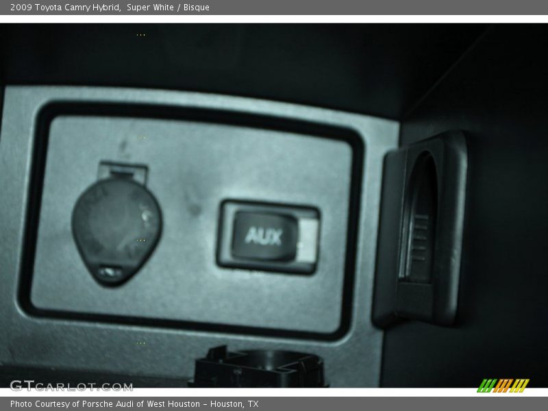 Super White / Bisque 2009 Toyota Camry Hybrid