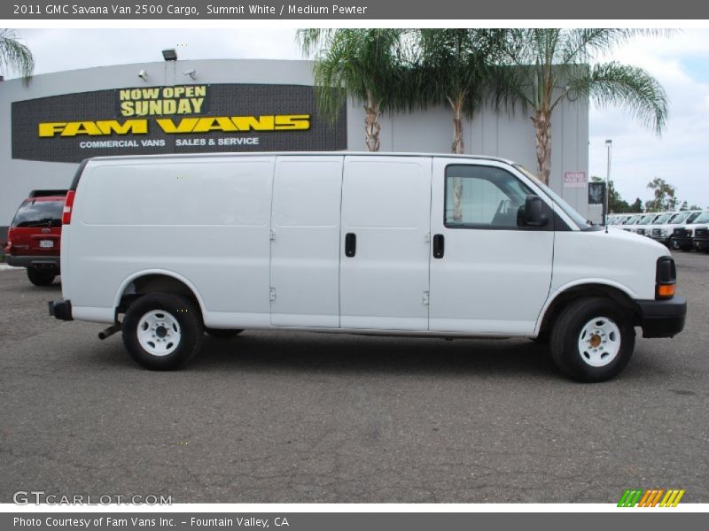 Summit White / Medium Pewter 2011 GMC Savana Van 2500 Cargo