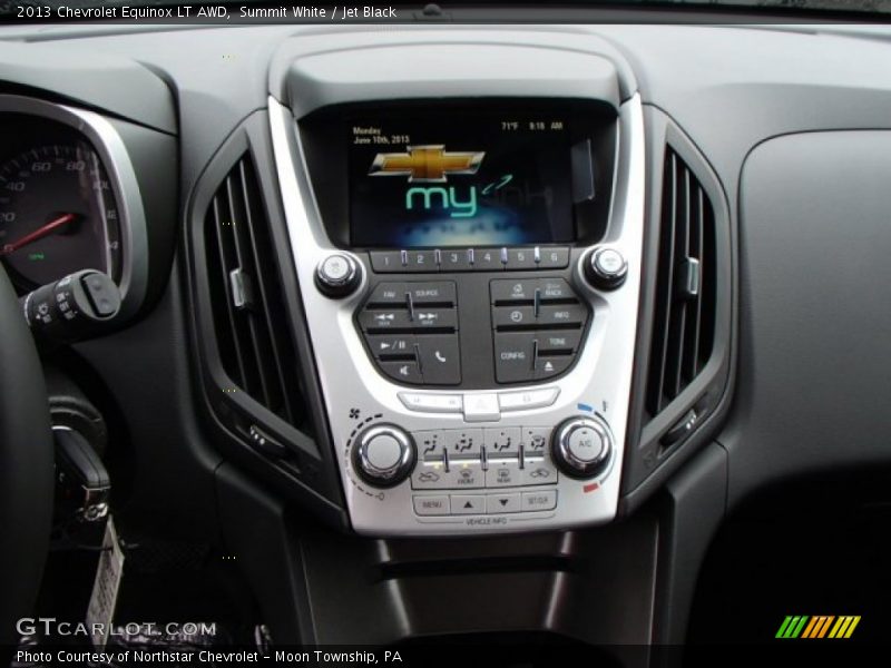 Summit White / Jet Black 2013 Chevrolet Equinox LT AWD
