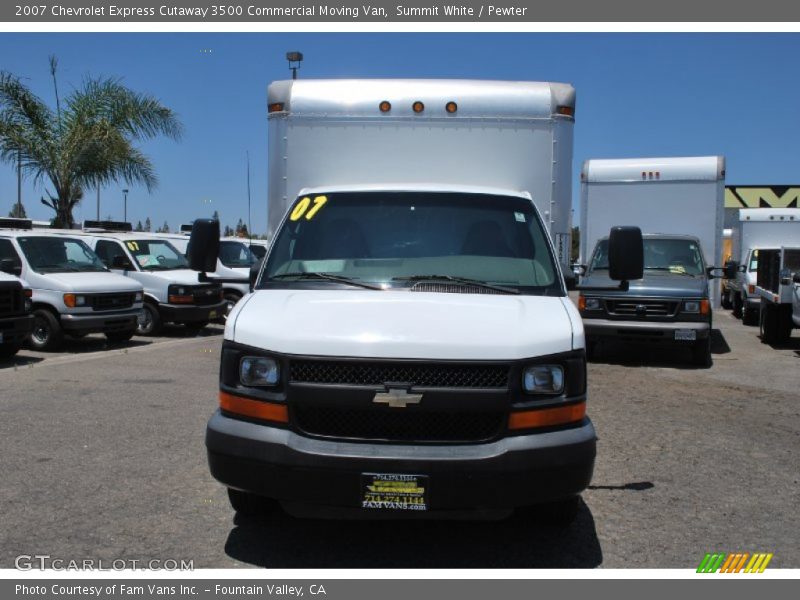 Summit White / Pewter 2007 Chevrolet Express Cutaway 3500 Commercial Moving Van