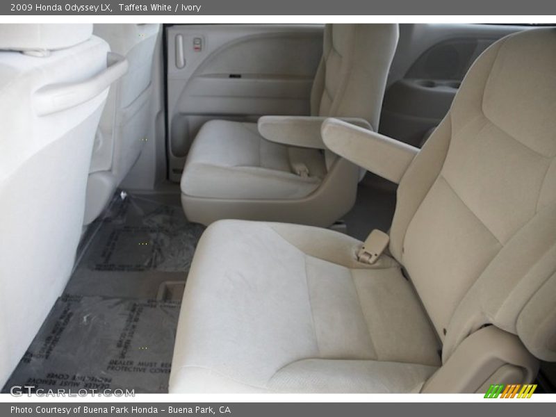 Taffeta White / Ivory 2009 Honda Odyssey LX