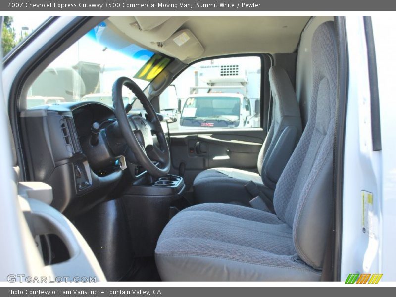 Summit White / Pewter 2007 Chevrolet Express Cutaway 3500 Commercial Moving Van