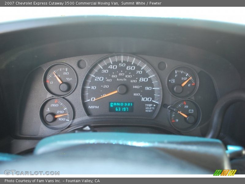 Summit White / Pewter 2007 Chevrolet Express Cutaway 3500 Commercial Moving Van