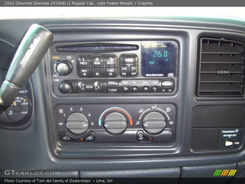 Light Pewter Metallic / Graphite 2001 Chevrolet Silverado 2500HD LS Regular Cab