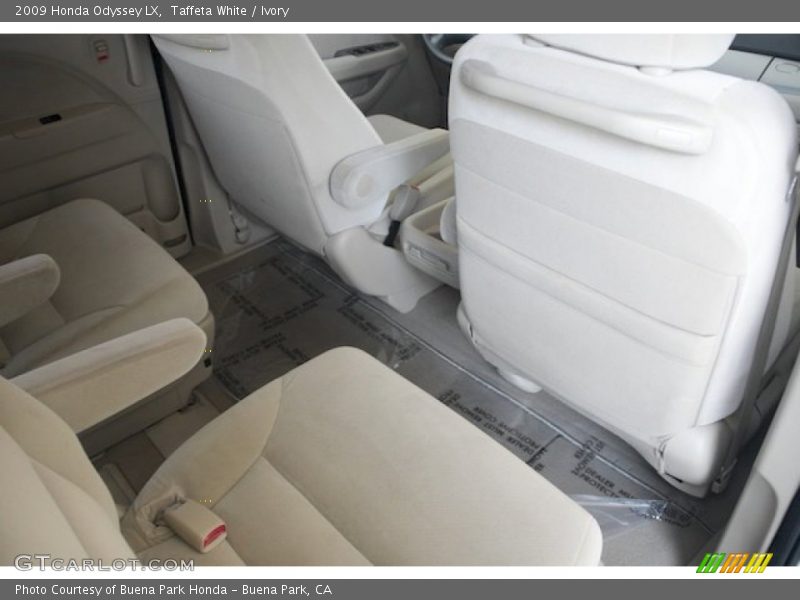 Taffeta White / Ivory 2009 Honda Odyssey LX
