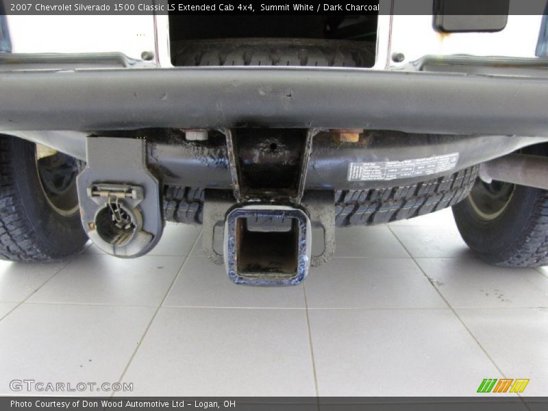 Summit White / Dark Charcoal 2007 Chevrolet Silverado 1500 Classic LS Extended Cab 4x4