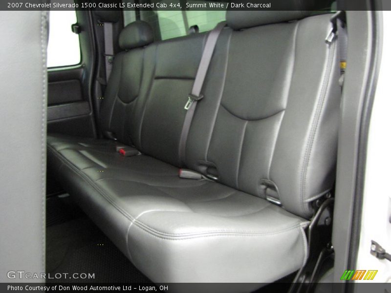 Summit White / Dark Charcoal 2007 Chevrolet Silverado 1500 Classic LS Extended Cab 4x4
