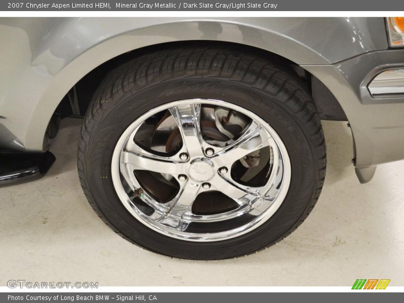 Mineral Gray Metallic / Dark Slate Gray/Light Slate Gray 2007 Chrysler Aspen Limited HEMI