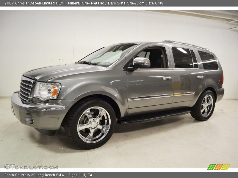 Mineral Gray Metallic / Dark Slate Gray/Light Slate Gray 2007 Chrysler Aspen Limited HEMI