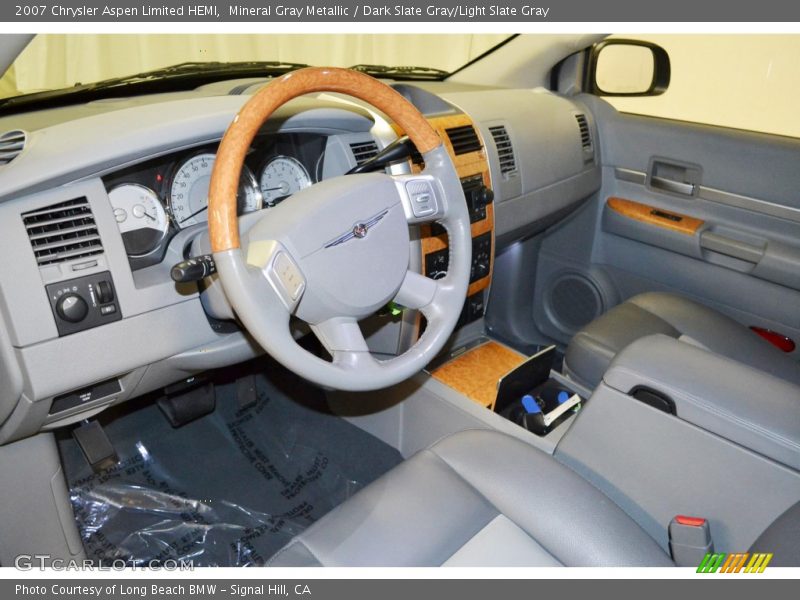 Mineral Gray Metallic / Dark Slate Gray/Light Slate Gray 2007 Chrysler Aspen Limited HEMI