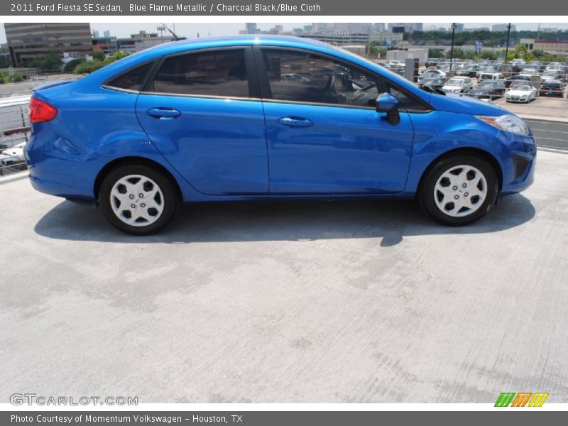 Blue Flame Metallic / Charcoal Black/Blue Cloth 2011 Ford Fiesta SE Sedan