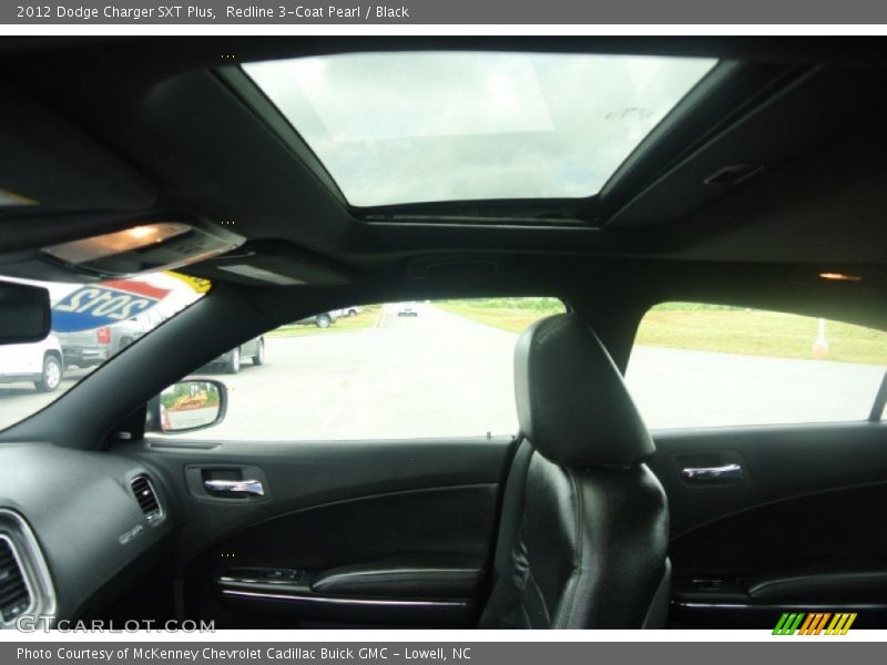 Redline 3-Coat Pearl / Black 2012 Dodge Charger SXT Plus