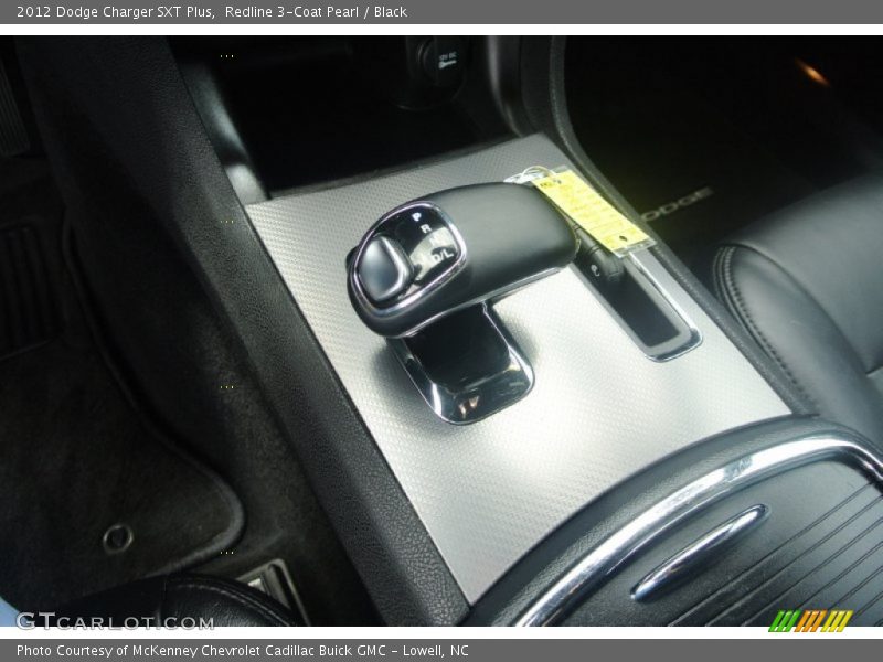 Redline 3-Coat Pearl / Black 2012 Dodge Charger SXT Plus