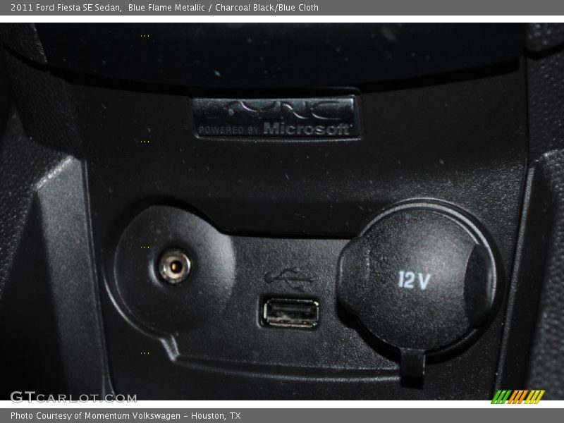 Blue Flame Metallic / Charcoal Black/Blue Cloth 2011 Ford Fiesta SE Sedan