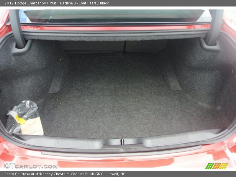 Redline 3-Coat Pearl / Black 2012 Dodge Charger SXT Plus