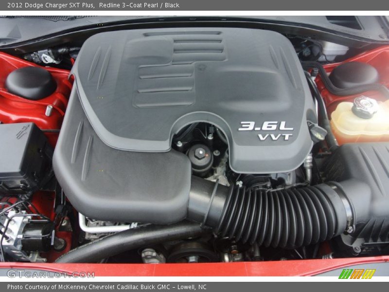 Redline 3-Coat Pearl / Black 2012 Dodge Charger SXT Plus