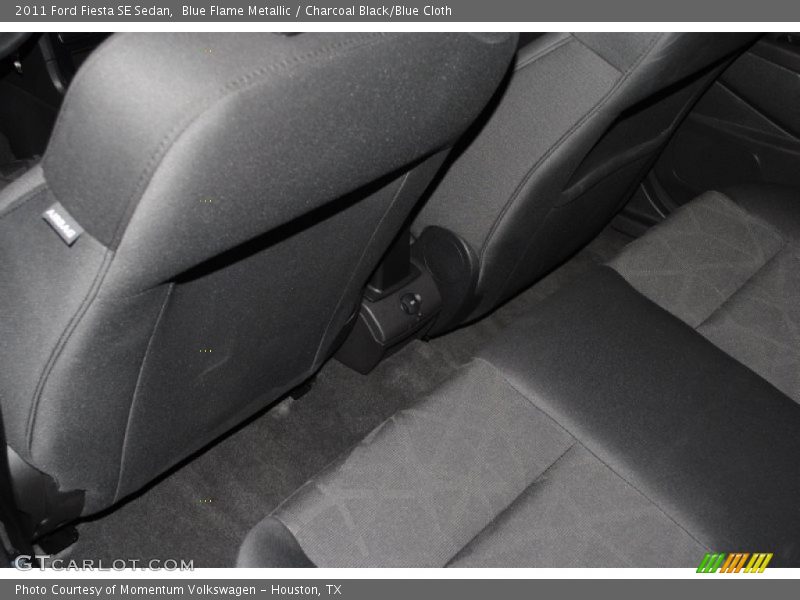 Blue Flame Metallic / Charcoal Black/Blue Cloth 2011 Ford Fiesta SE Sedan