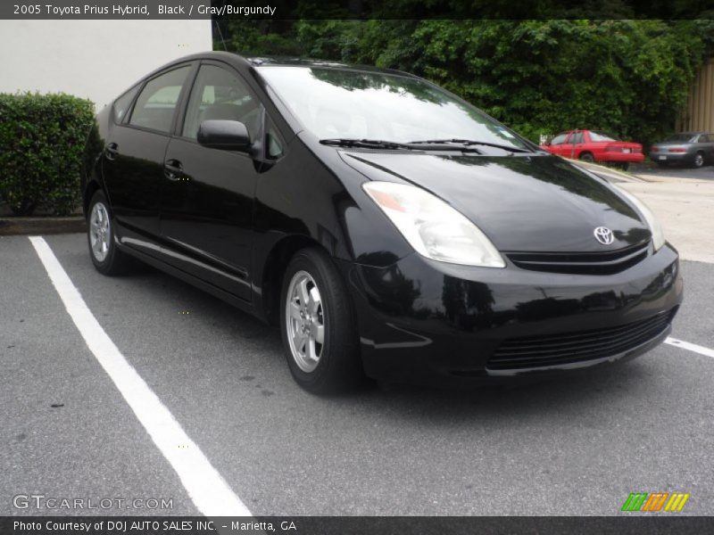 Black / Gray/Burgundy 2005 Toyota Prius Hybrid