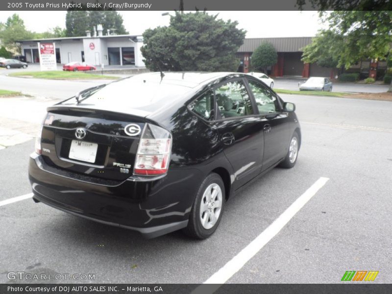 Black / Gray/Burgundy 2005 Toyota Prius Hybrid