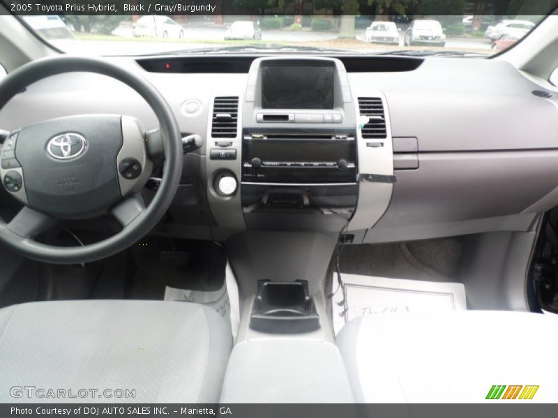 Black / Gray/Burgundy 2005 Toyota Prius Hybrid